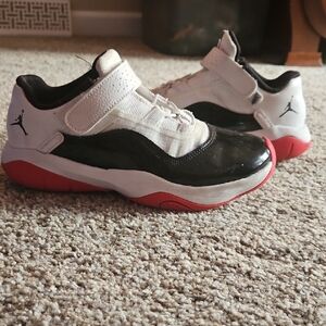 Nike Kids Black and White Sneakers with Red Soles